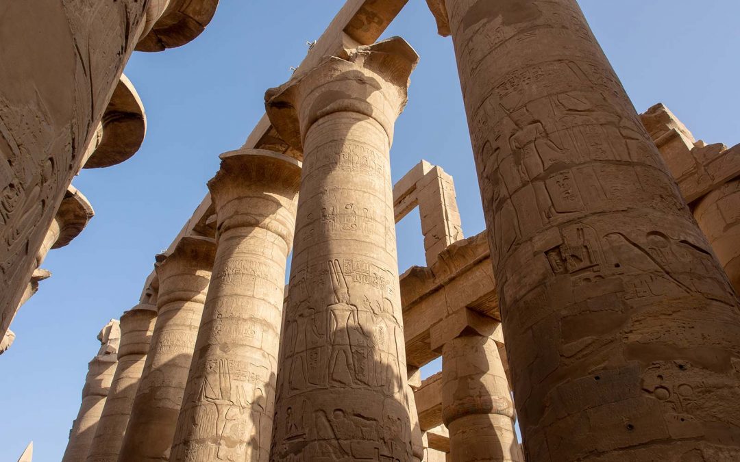 Karnak Tempel Säulen